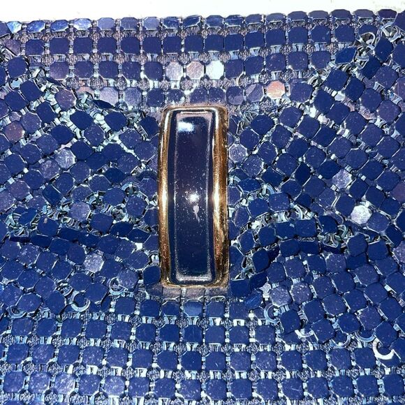 Vintage Aluminum mesh shoulder bag or clutch made in Hong Kong 10” x 6” zipper - Picture 13 of 14